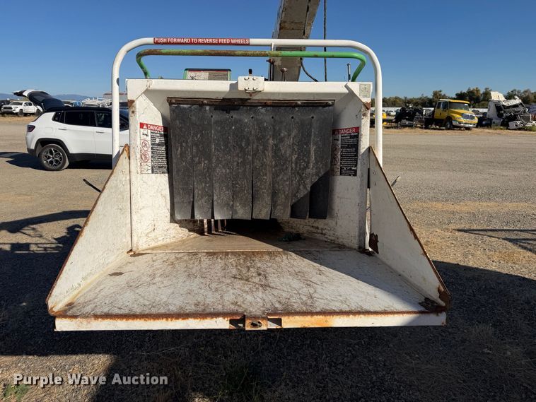 image for item YA3751 2011 Altec DC912A wood chipper