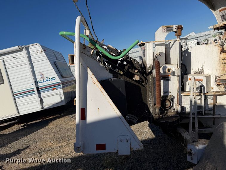 image for item YA3751 2011 Altec DC912A wood chipper