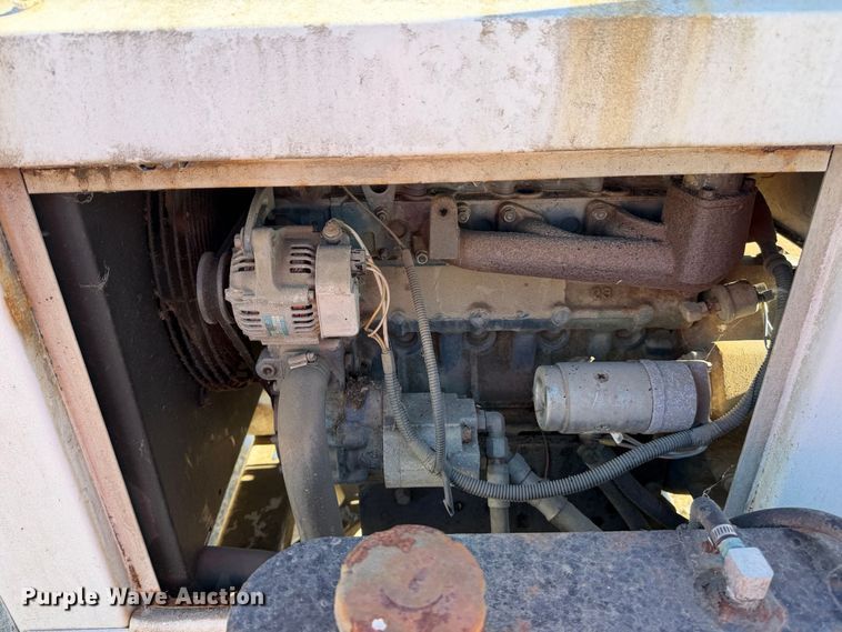 image for item YA3751 2011 Altec DC912A wood chipper