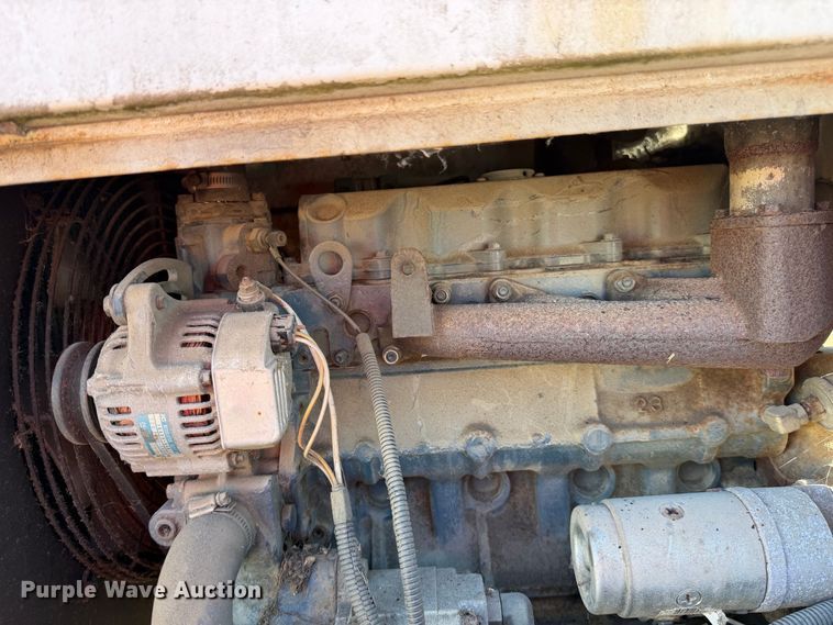 image for item YA3751 2011 Altec DC912A wood chipper
