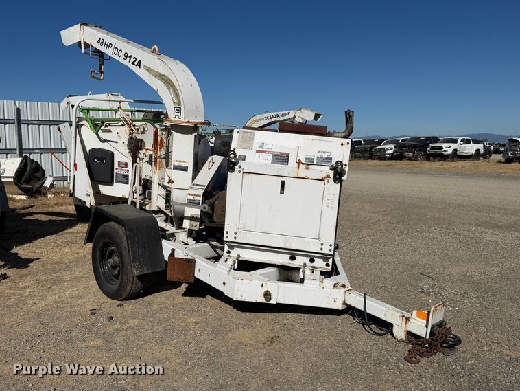 image for item YA3752 2012 Altec DC912A wood chipper