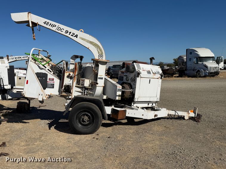 image for item YA3752 2012 Altec DC912A wood chipper