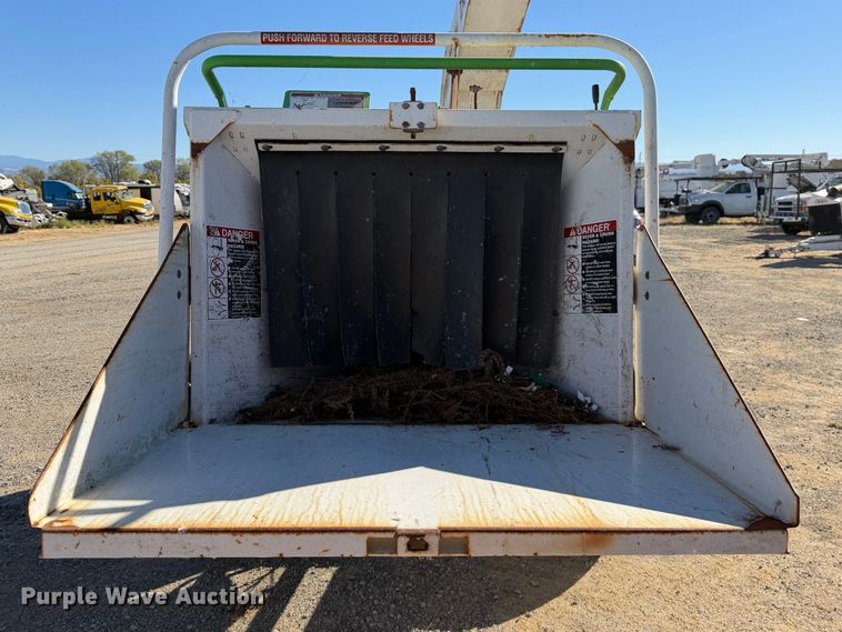 image for item YA3752 2012 Altec DC912A wood chipper