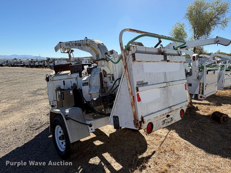 image for item YA3753 2011 Altec DC912A wood chipper