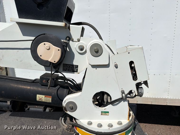 image for item YA3824 2016 Kenworth T370 utility / service truck