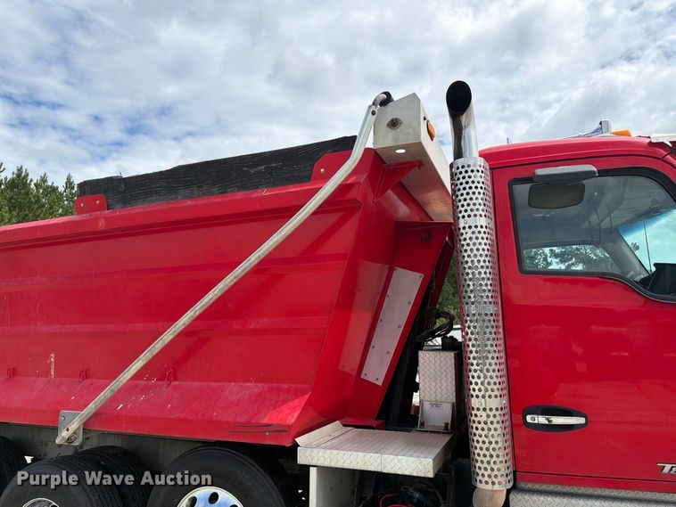image for item YA4198 2020 Kenworth T880 dump truck