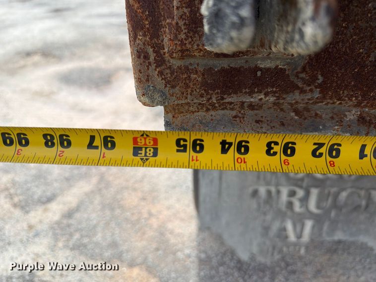 image for item YA4198 2020 Kenworth T880 dump truck
