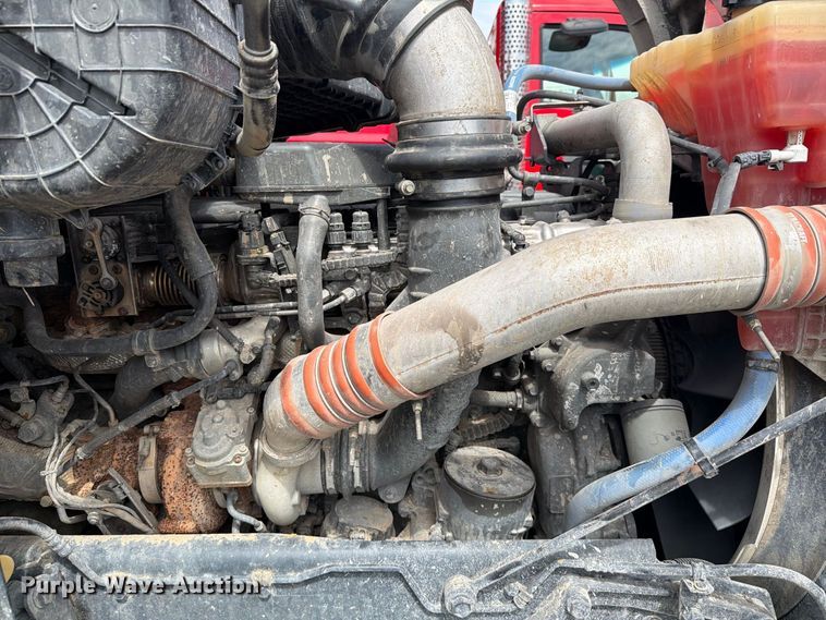 image for item YA4198 2020 Kenworth T880 dump truck