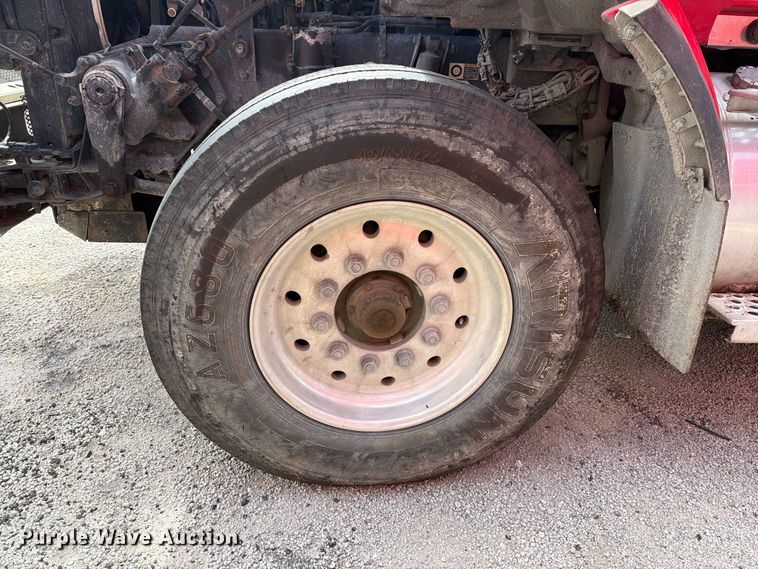 image for item YA4198 2020 Kenworth T880 dump truck