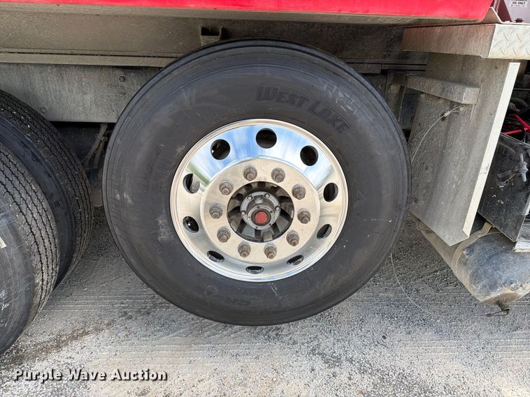 image for item YA4198 2020 Kenworth T880 dump truck