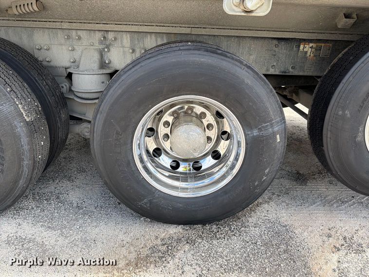 image for item YA4198 2020 Kenworth T880 dump truck