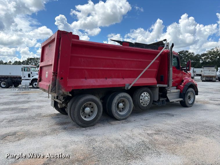 image for item YA4199 2020 Kenworth T880 dump truck