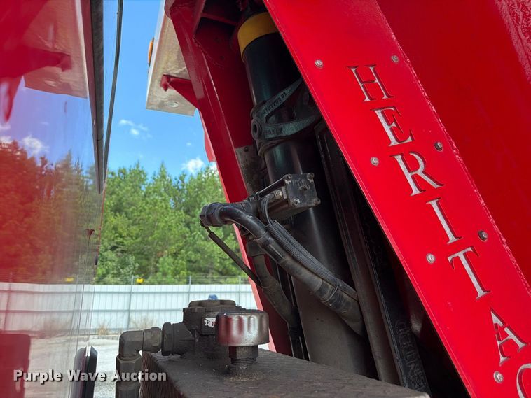 image for item YA4199 2020 Kenworth T880 dump truck