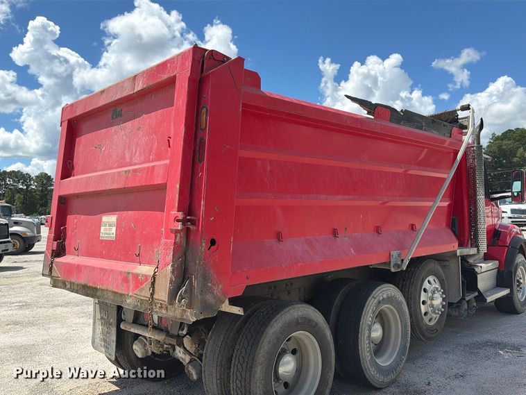 image for item YA4199 2020 Kenworth T880 dump truck