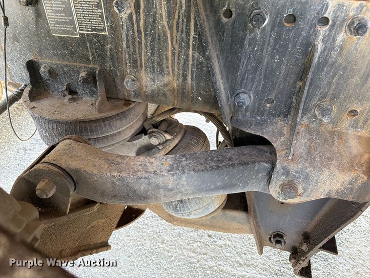 image for item YA4199 2020 Kenworth T880 dump truck