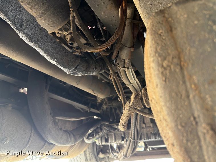 image for item YA4199 2020 Kenworth T880 dump truck