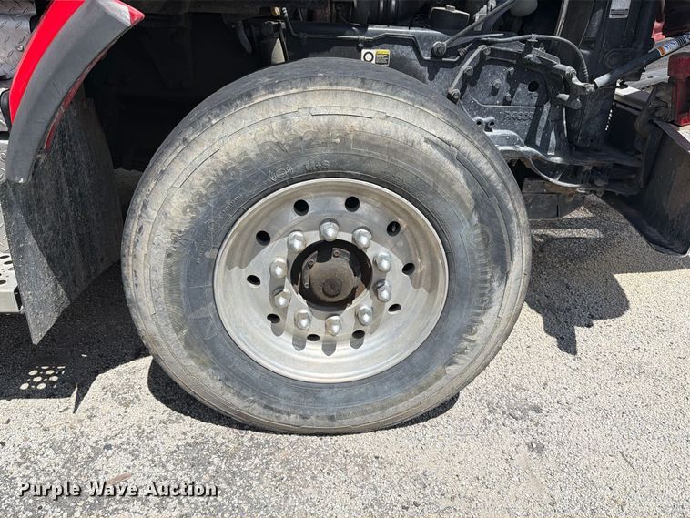 image for item YA4199 2020 Kenworth T880 dump truck