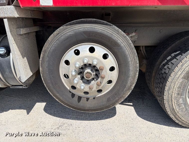image for item YA4199 2020 Kenworth T880 dump truck