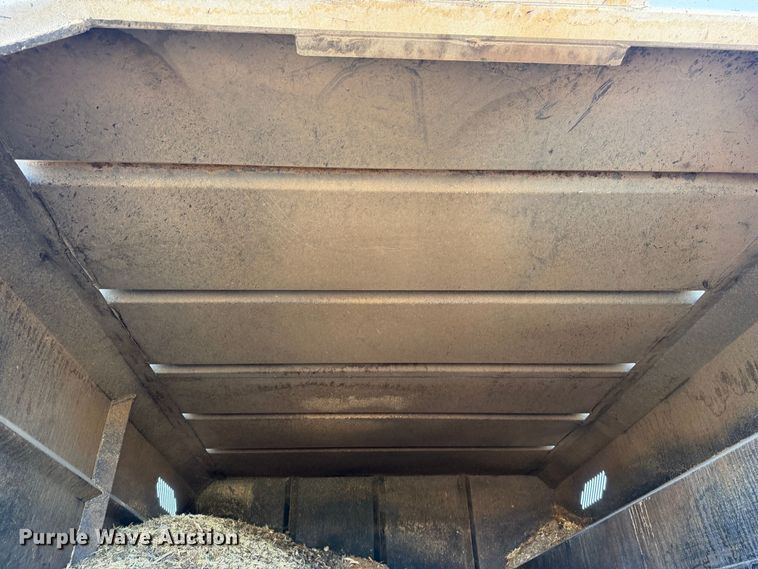 image for item YA4528 2015 Ford F750 Super Duty forestry bucket truck