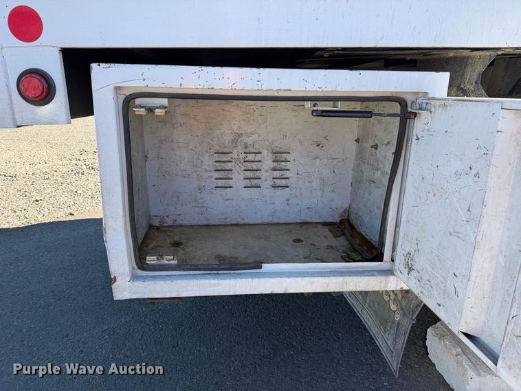 image for item YA4528 2015 Ford F750 Super Duty forestry bucket truck