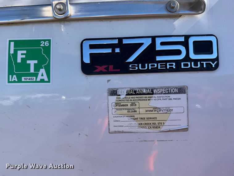 image for item YA4528 2015 Ford F750 Super Duty forestry bucket truck