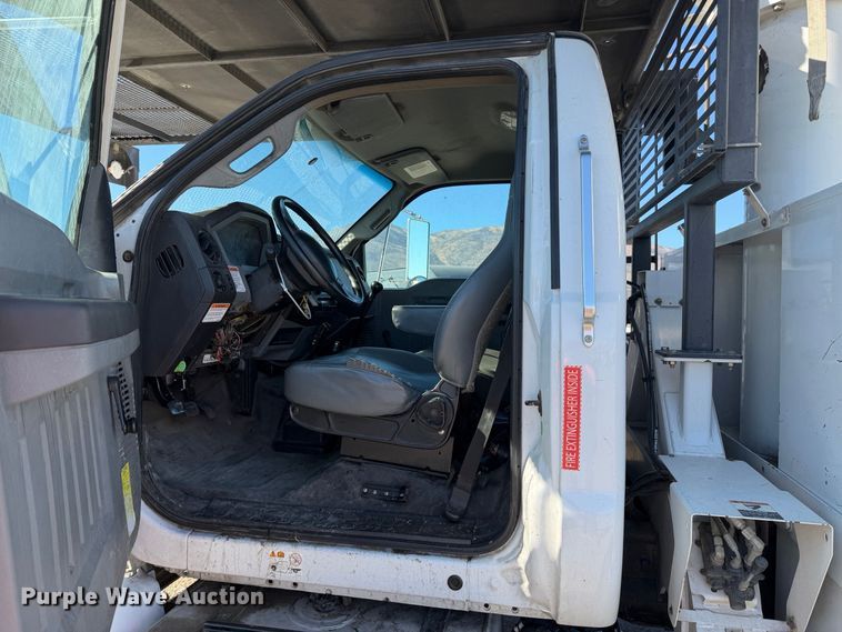 image for item YA4528 2015 Ford F750 Super Duty forestry bucket truck