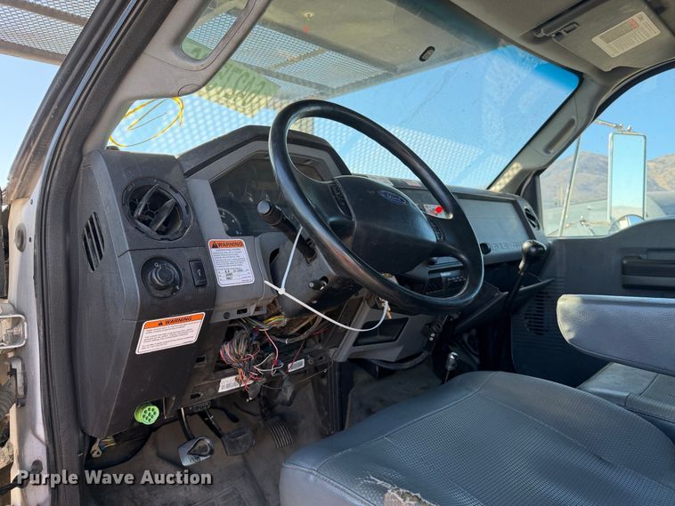 image for item YA4528 2015 Ford F750 Super Duty forestry bucket truck