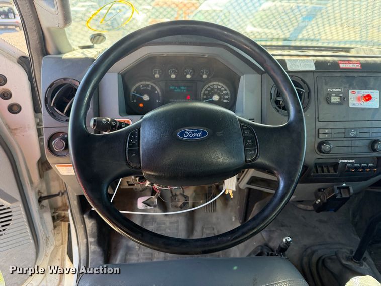 image for item YA4528 2015 Ford F750 Super Duty forestry bucket truck