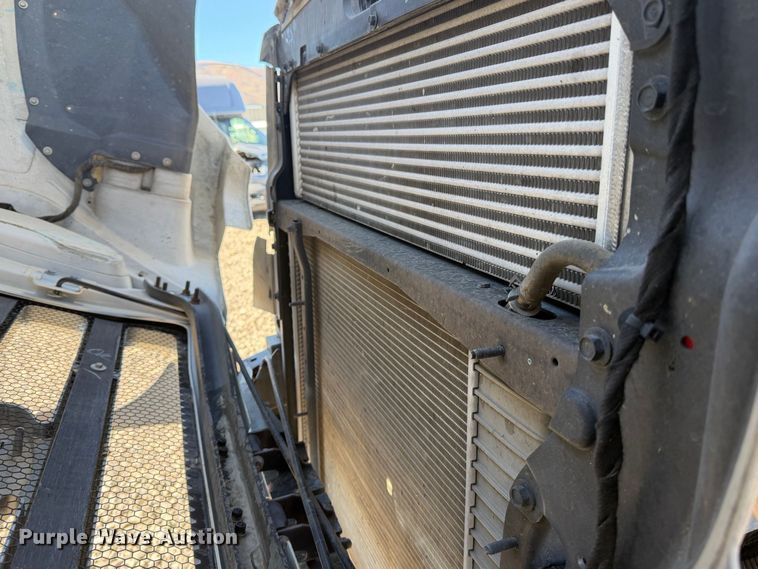 image for item YA4528 2015 Ford F750 Super Duty forestry bucket truck