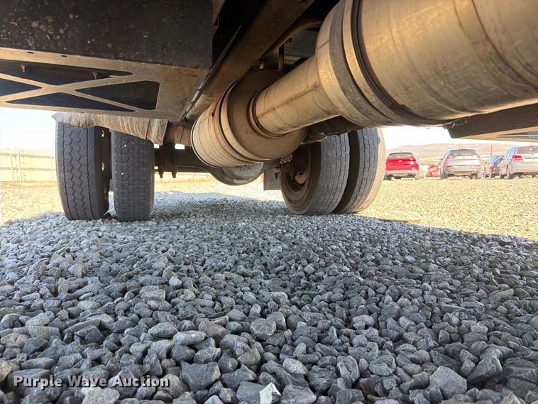 image for item YA4528 2015 Ford F750 Super Duty forestry bucket truck