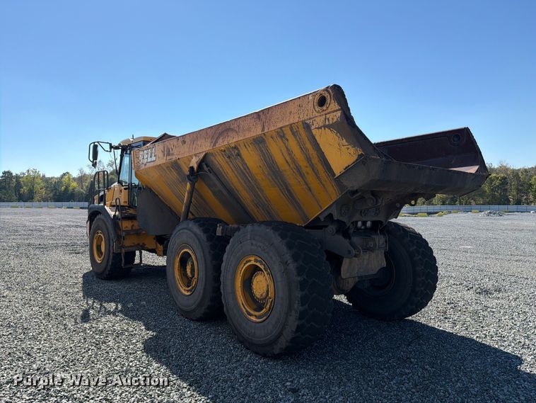 image for item YA4643 Bell B30E articulated haul truck