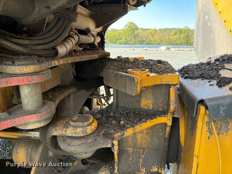 image for item YA4643 Bell B30E articulated haul truck