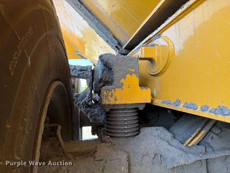 image for item YA4643 Bell B30E articulated haul truck