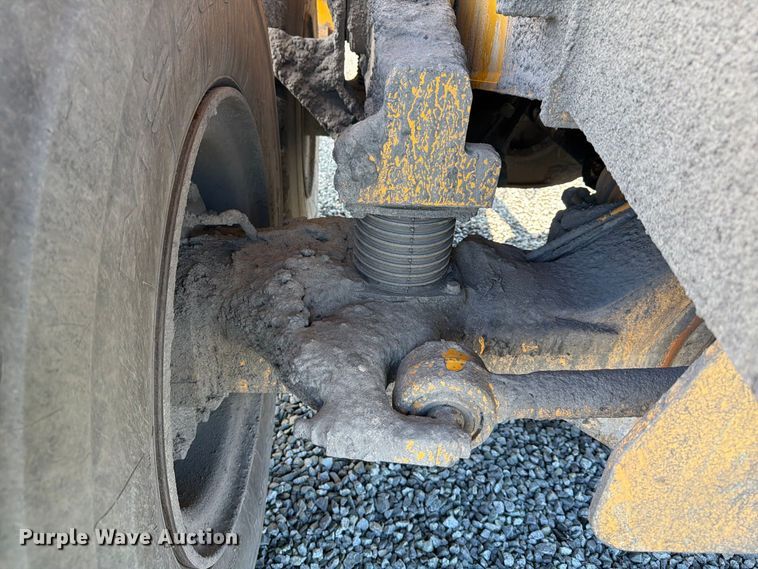 image for item YA4643 Bell B30E articulated haul truck