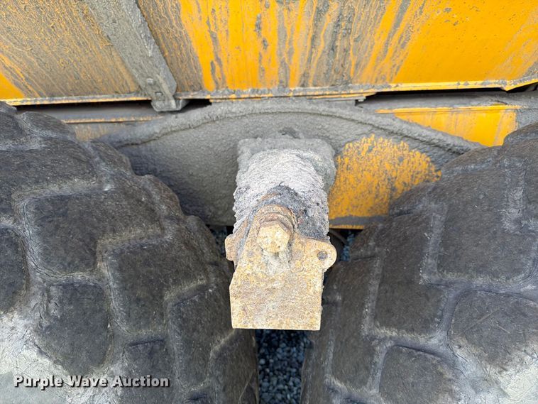 image for item YA4643 Bell B30E articulated haul truck