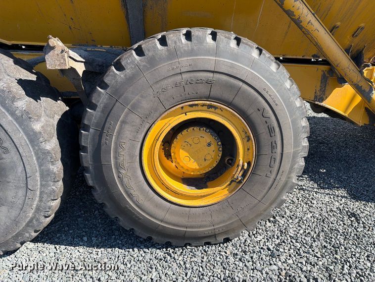 image for item YA4643 Bell B30E articulated haul truck