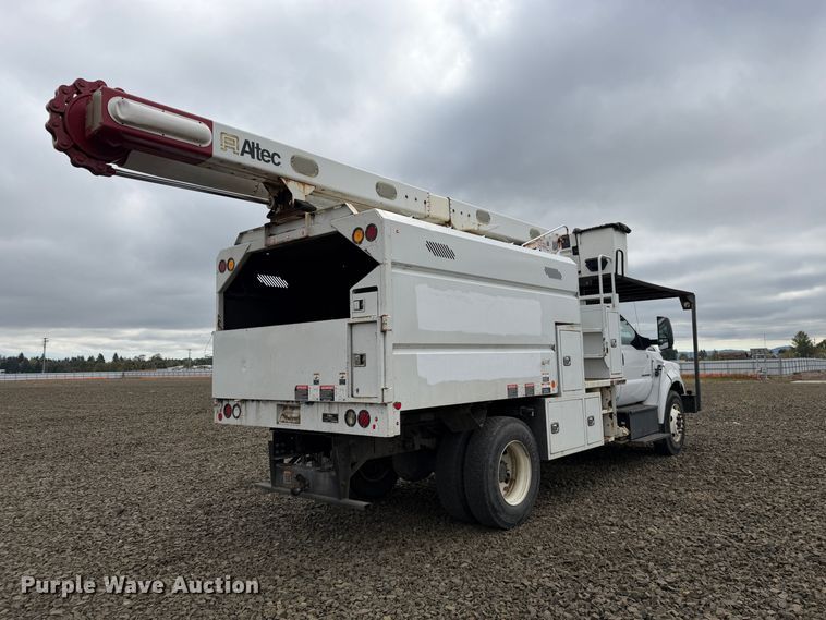 image for item YA4735 2016 Ford F750 Super Duty forestry bucket truck