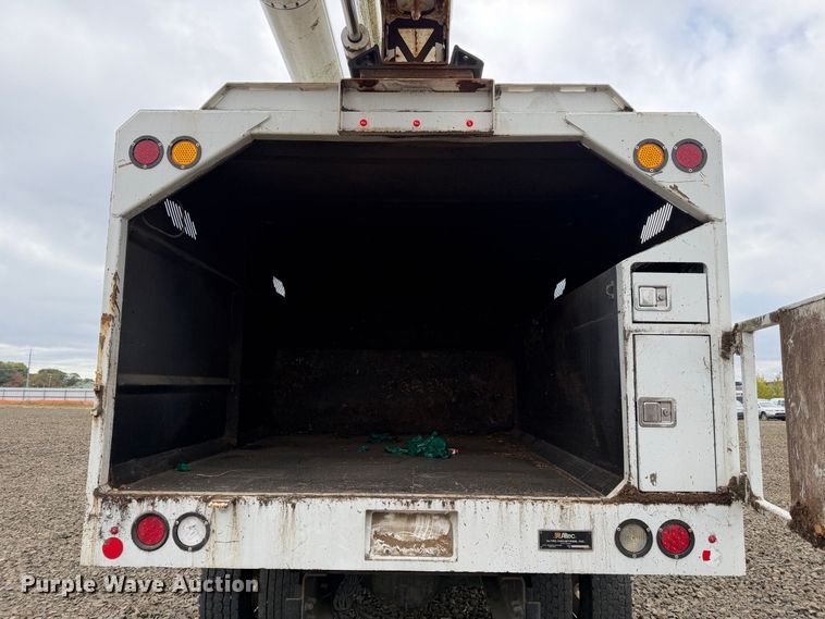 image for item YA4735 2016 Ford F750 Super Duty forestry bucket truck