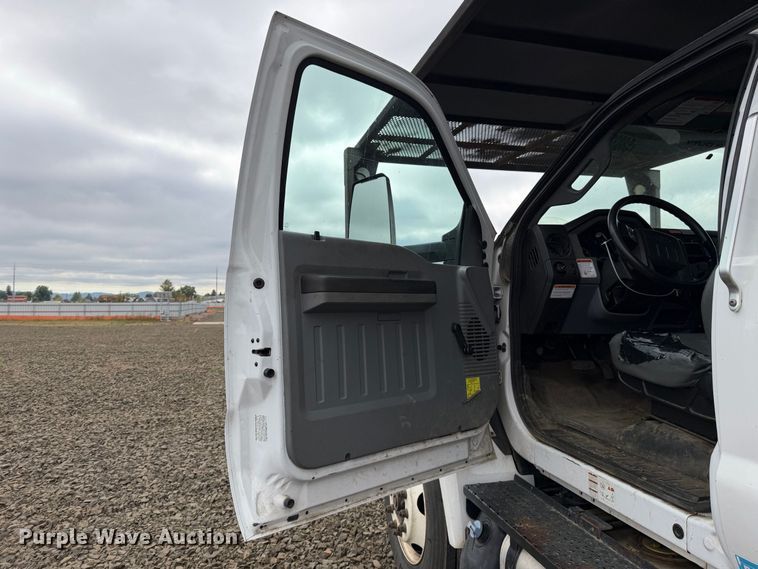 image for item YA4735 2016 Ford F750 Super Duty forestry bucket truck