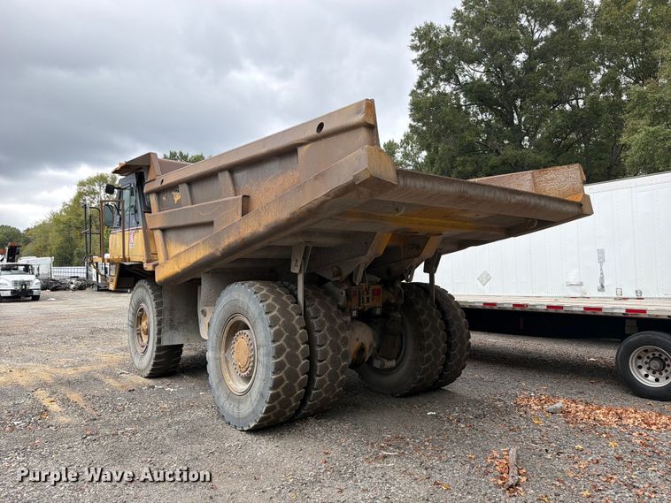image for item YA4857 2013 Caterpillar 771D haul truck