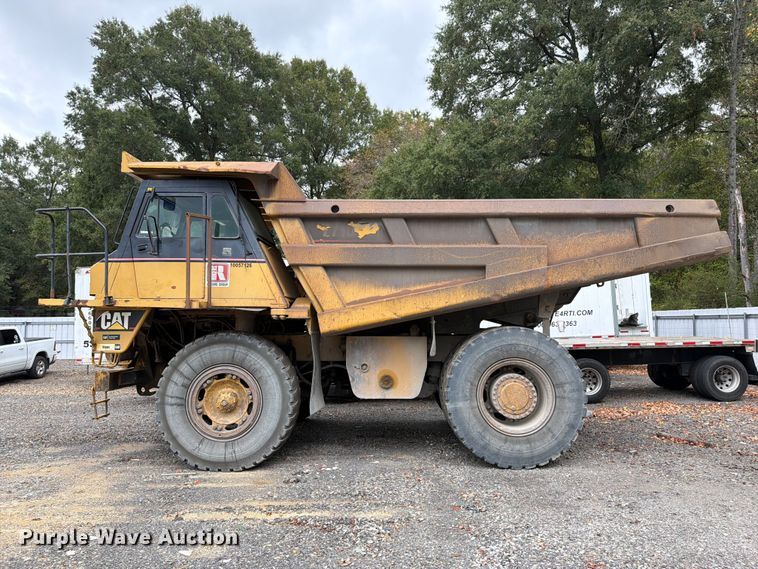 image for item YA4857 2013 Caterpillar 771D haul truck