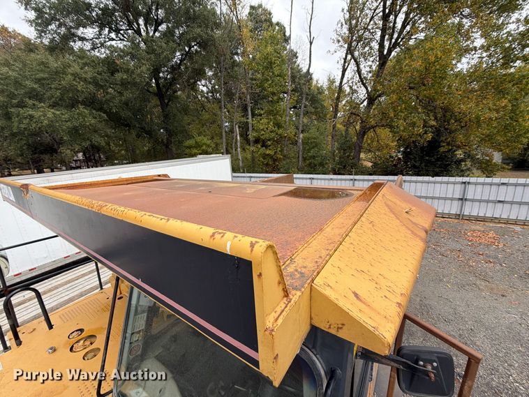 image for item YA4857 2013 Caterpillar 771D haul truck