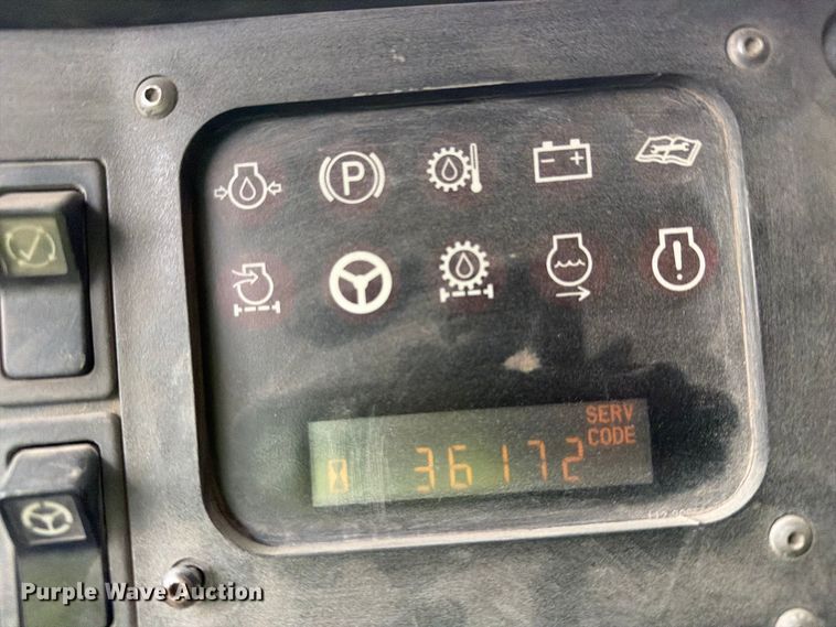 image for item YA4857 2013 Caterpillar 771D haul truck