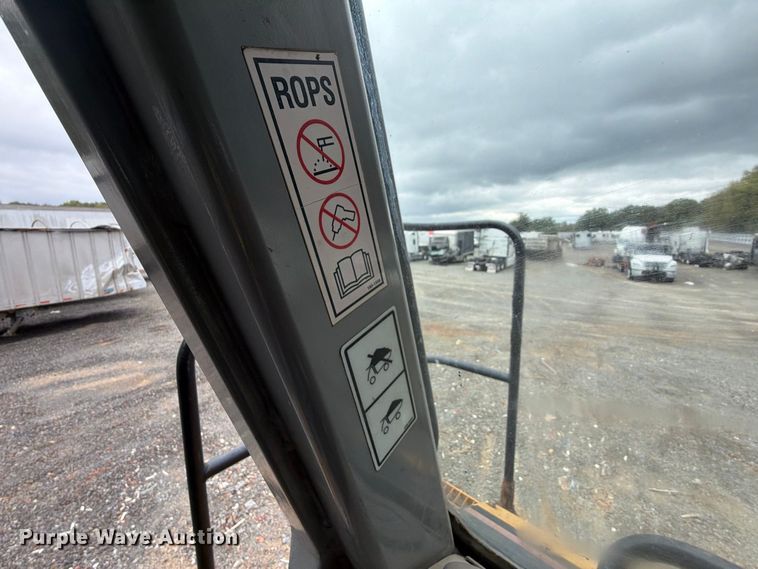 image for item YA4857 2013 Caterpillar 771D haul truck