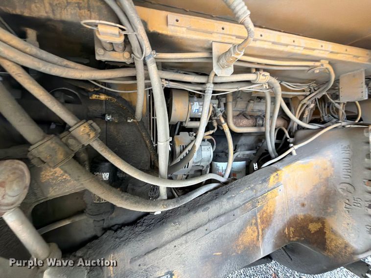 image for item YA4857 2013 Caterpillar 771D haul truck