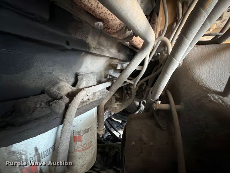 image for item YA4857 2013 Caterpillar 771D haul truck