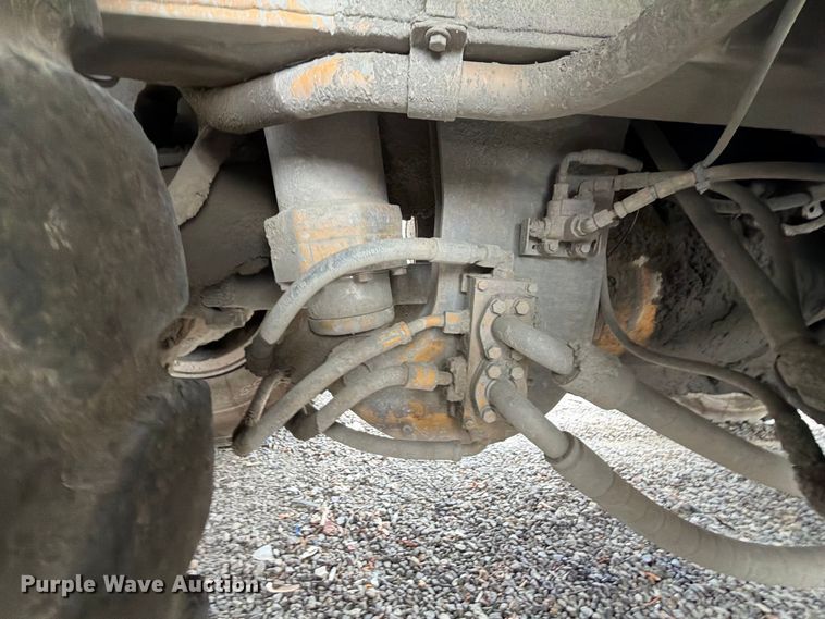 image for item YA4857 2013 Caterpillar 771D haul truck