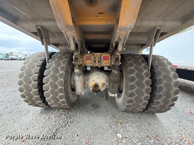 image for item YA4857 2013 Caterpillar 771D haul truck
