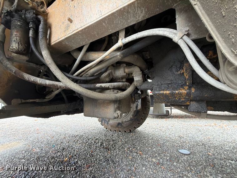 image for item YA4857 2013 Caterpillar 771D haul truck