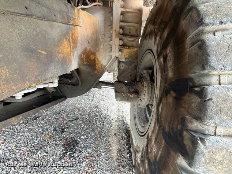 image for item YA4857 2013 Caterpillar 771D haul truck
